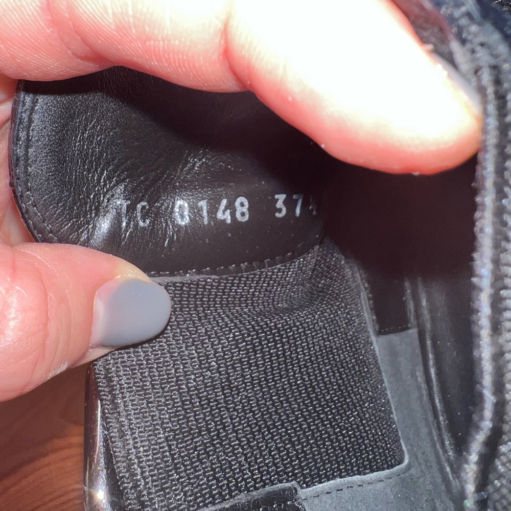 Louis Vuitton Boots - Picture 8 of 8